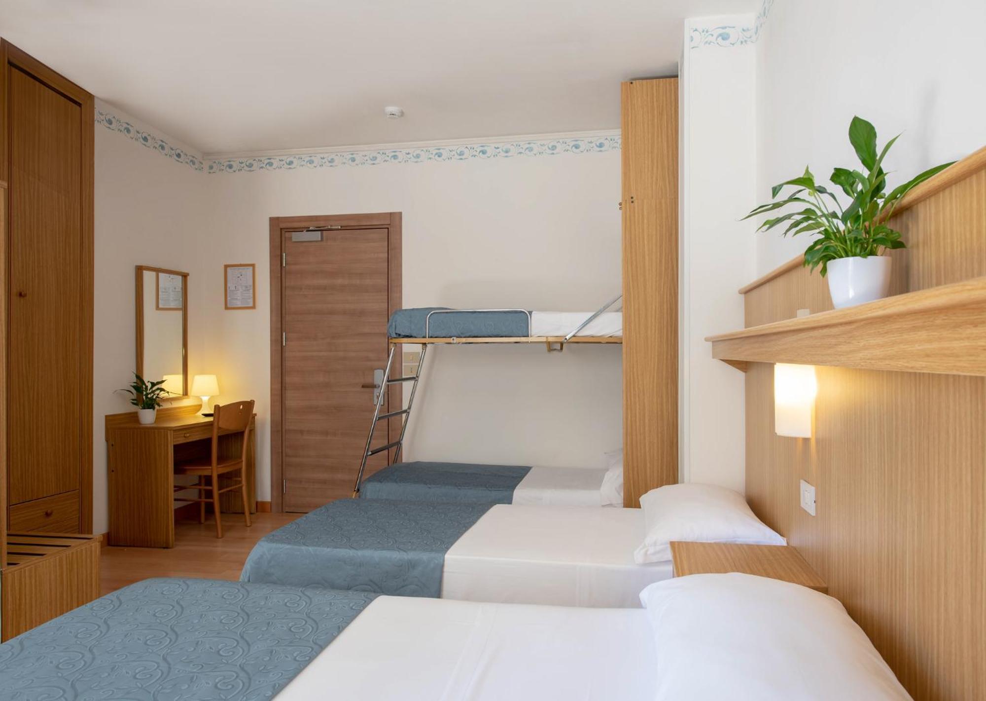 Hotel Laurin リド・ディ・イエゾロ エクステリア 写真