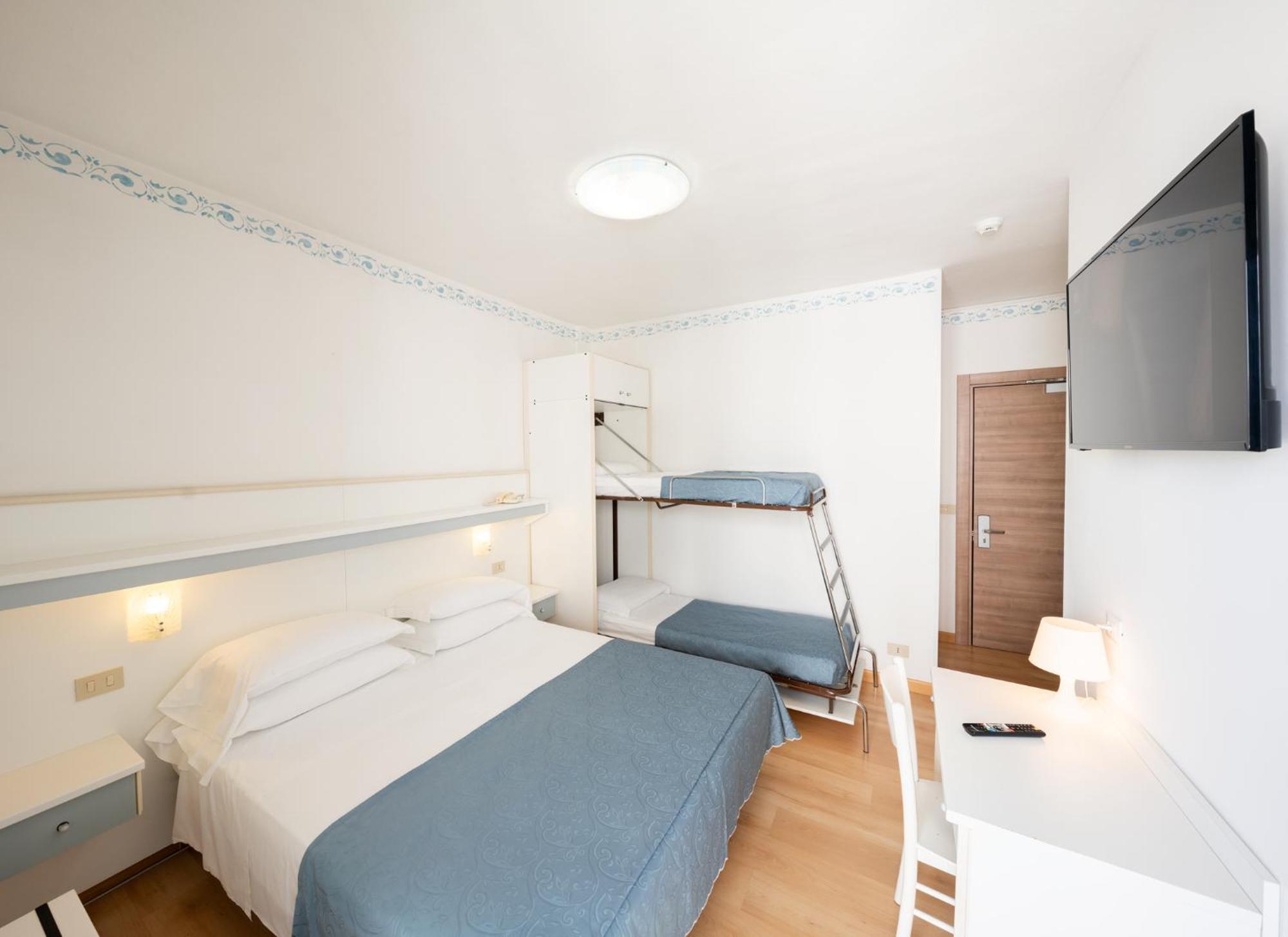 Hotel Laurin リド・ディ・イエゾロ エクステリア 写真